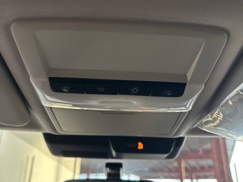 Used 2023 Mitsubishi Outlander ES image 44