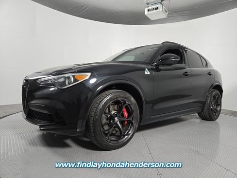 Used 2022 Alfa Romeo Stelvio Quadrifoglio w/ Active Assist Plus Package AWD/4WD image 2
