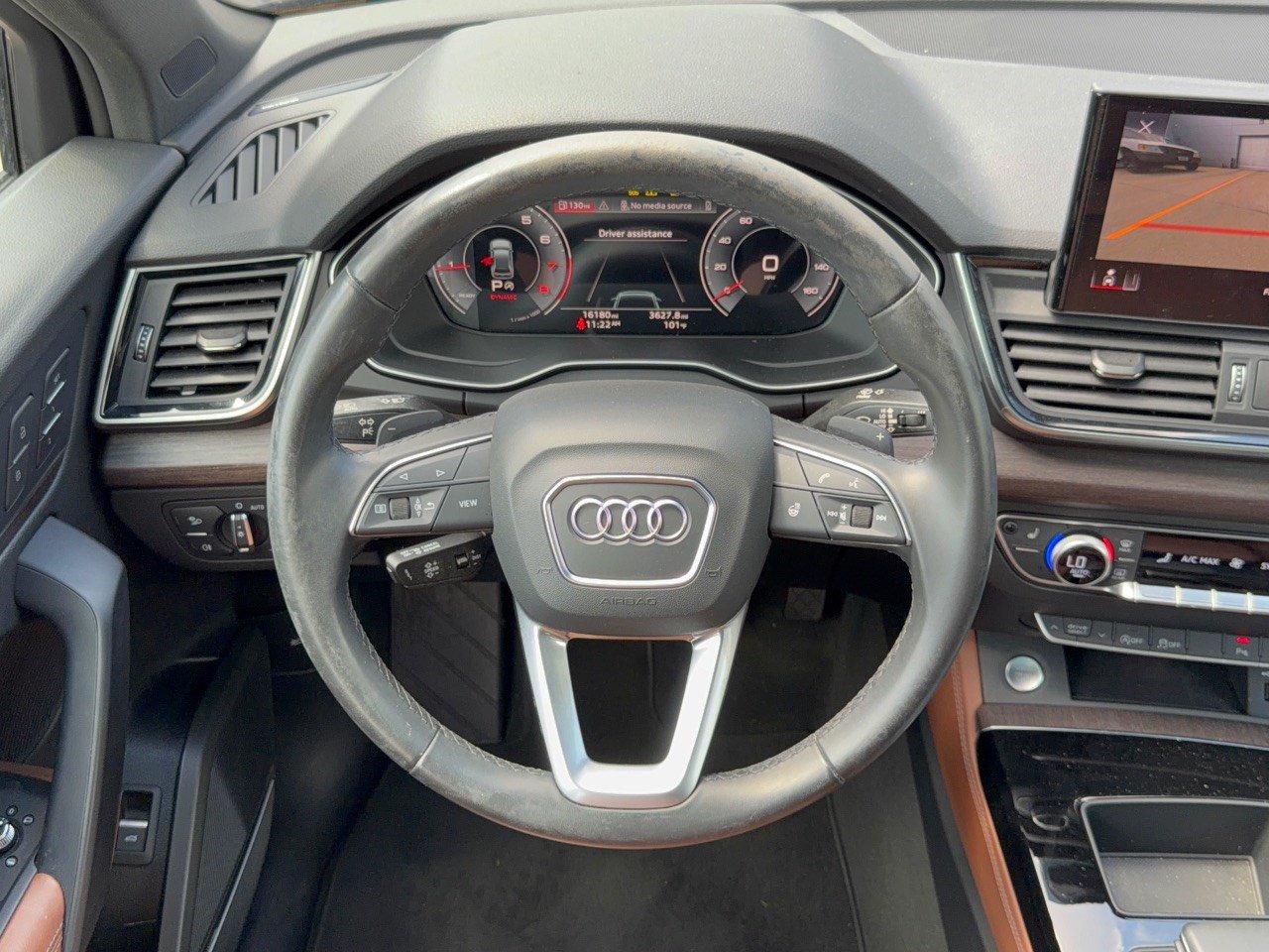 Used 2023 Audi Q5 2.0T Premium Plus w/ Premium Plus Package AWD/4WD image 10