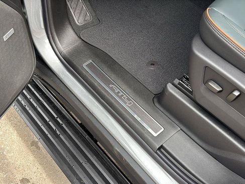 New 2026 GMC Yukon XL AT4 w/ AT4 Premium Package AWD/4WD image 17