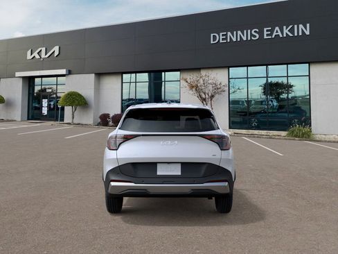 New 2026 Kia Sportage LX image 5