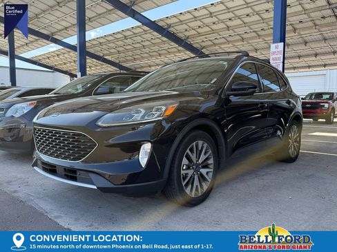 Used 2020 Ford Escape Titanium FWD image 2
