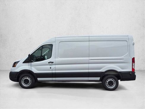 New 2026 Ford Transit 250 148 Medium Roof w/ Load Area Protection Package RWD image 5