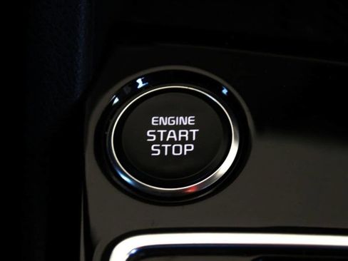 Used 2025 Kia Sportage EX FWD image 25