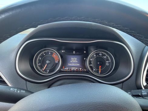 Used 2019 Jeep Cherokee Limited AWD/4WD image 24
