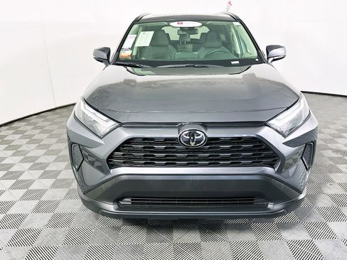 Used 2025 Toyota RAV4 XLE w/ Convenience Package AWD/4WD image 8
