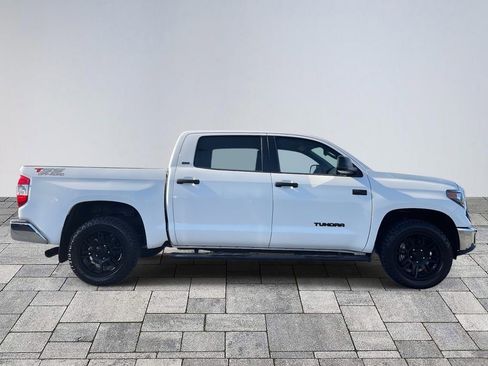 Used 2020 Toyota Tundra SR5 w/ SR5 Upgrade Package image 8