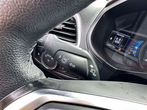 Used 2024 Ford Edge Titanium AWD/4WD image 14