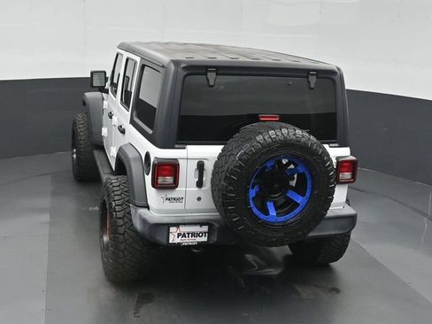 Used 2019 Jeep Wrangler Unlimited Sport S AWD/4WD image 37