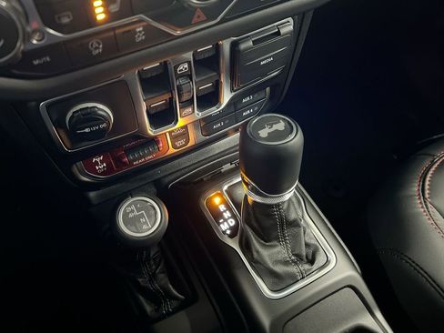 New 2026 Jeep Wrangler Unlimited Rubicon image 16