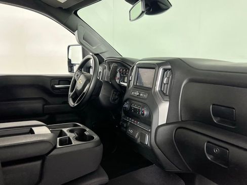 Used 2025 Chevrolet Silverado 2500 W/T w/ WT/CX Safety Package image 30