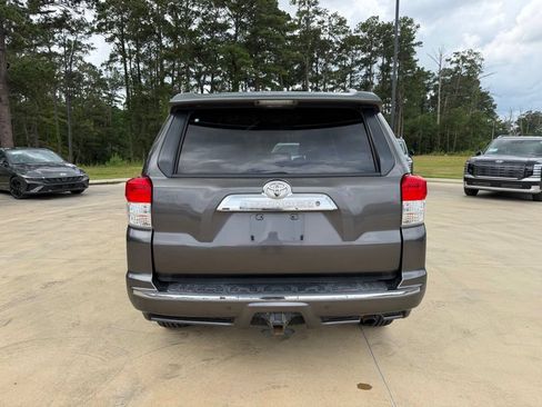 Used 2013 Toyota 4Runner SR5 RWD image 4
