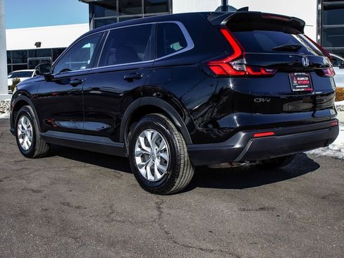 Used 2025 Honda CR-V LX image 4
