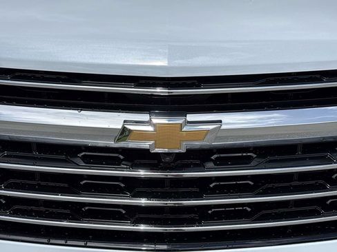 New 2026 Chevrolet Traverse High Country FWD image 32
