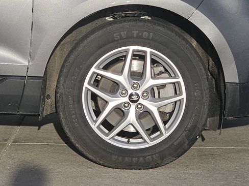 Used 2024 Ford Edge SEL AWD/4WD image 2