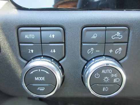 New 2026 GMC Sierra 1500 Elevation w/ Elevation Premium Package image 18