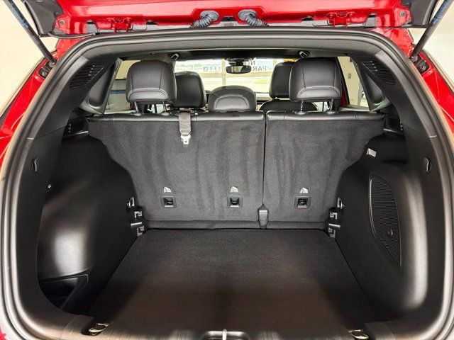 Used 2023 Jeep Compass Limited w/ Sun and Sound Group AWD/4WD image 15