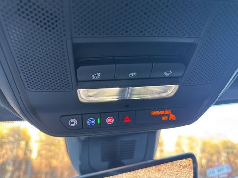 New 2026 Chevrolet Equinox LT image 24