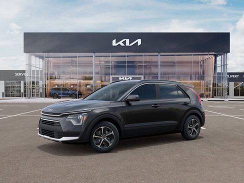 New 2025 Kia Niro LX image 3
