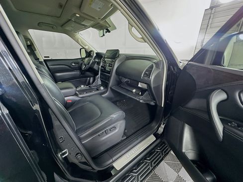 Used 2023 INFINITI QX80 Luxe w/ Cargo Package AWD/4WD image 34