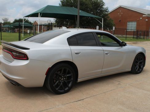Used 2023 Dodge Charger SXT w/ Blacktop Package RWD image 7