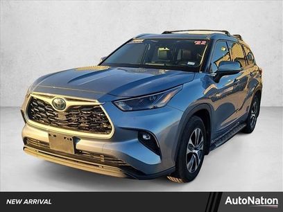 Used 2022 Toyota Highlander XLE