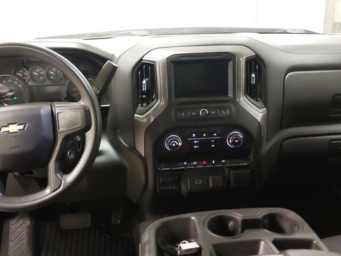 Used 2020 Chevrolet Silverado 1500 Custom w/ Custom Value Package image 26