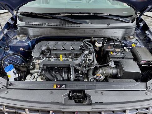 Certified 2024 Hyundai Venue Limited image 43