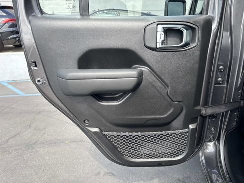 New 2026 Jeep Gladiator Sport image 26