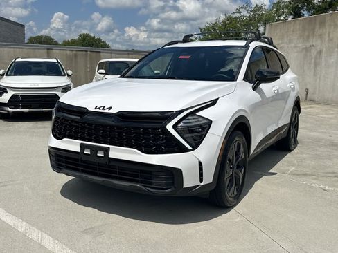 Certified 2025 Kia Sportage X-Line AWD/4WD image 3