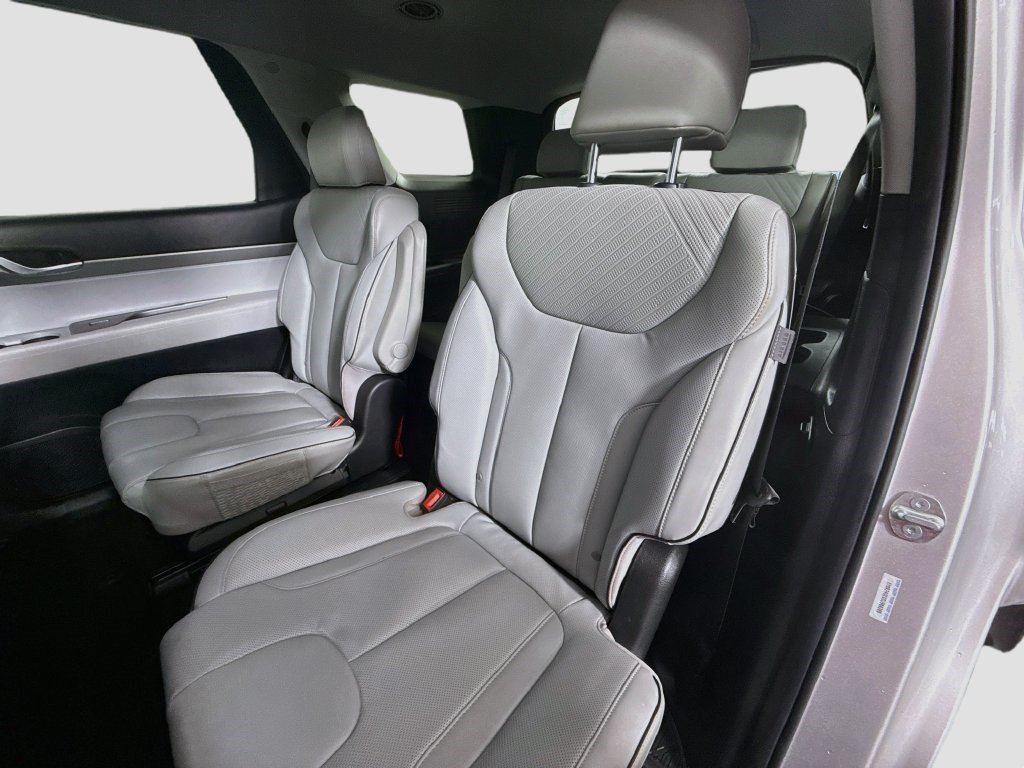Used 2025 Hyundai Palisade SEL FWD image 24