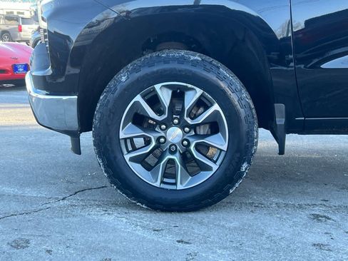 Certified 2024 Chevrolet Silverado 1500 LT image 11