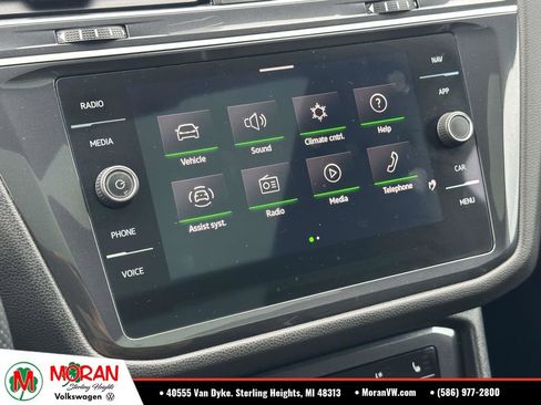 Certified 2024 Volkswagen Tiguan SEL R-Line AWD/4WD image 31