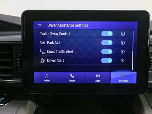 Used 2023 Ford Explorer XLT w/ Equipment Group 202A AWD/4WD image 24