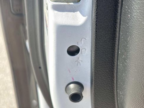 Used 2021 RAM 1500 Laramie image 12