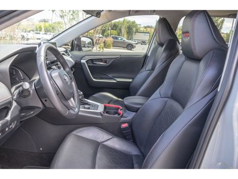 Used 2020 Toyota RAV4 TRD Off-Road w/ TRD Off-Road Weather Package AWD/4WD image 15