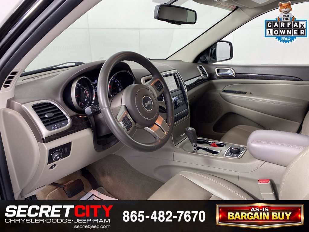 Used 2013 Jeep Grand Cherokee Laredo AWD/4WD image 10