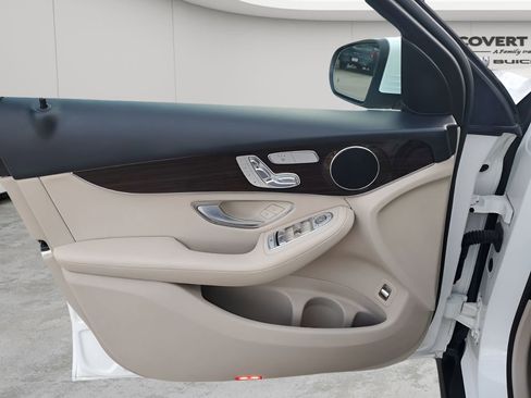 Used 2019 Mercedes-Benz GLC 300 image 26