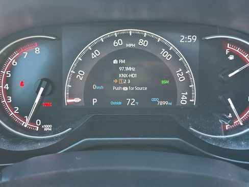 Used 2023 Toyota RAV4 XLE Premium image 30