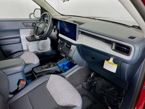 New 2026 Ford Maverick XLT image 26