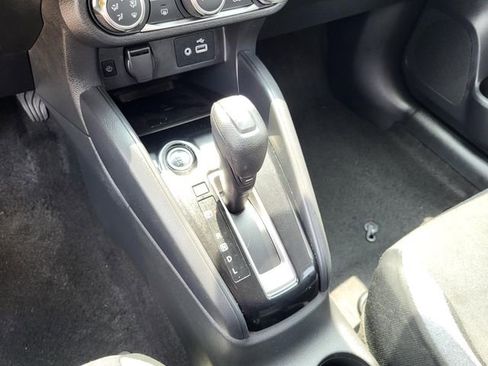 Used 2025 Nissan Versa SV FWD image 11