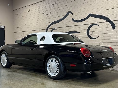 Used 2002 Ford Thunderbird image 12