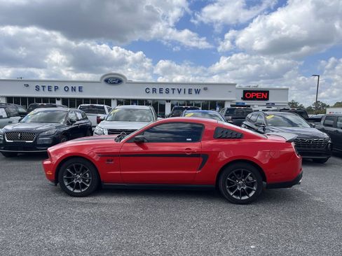 Used 2011 Ford Mustang Premium w/ 203A Rapid Spec Order Code image 8