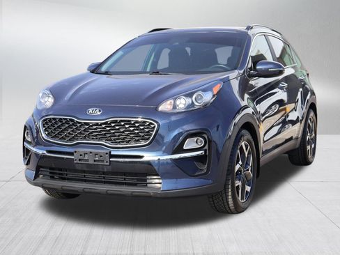 Used 2022 Kia Sportage EX image 3