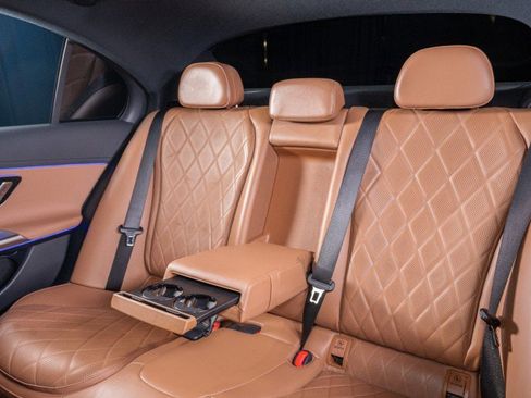 Used 2025 Mercedes-Benz E 450 4MATIC Sedan image 19