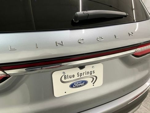 Used 2024 Lincoln Corsair Reserve image 5