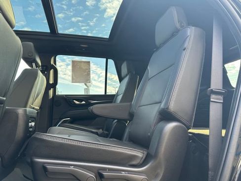 Used 2024 GMC Yukon Denali image 19