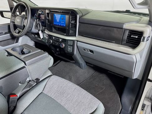 Used 2025 Ford F250 XLT AWD/4WD image 26