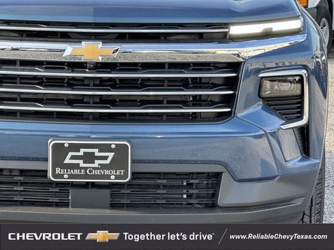 New 2026 Chevrolet Traverse LT w/ Driver Confidence Package FWD image 9