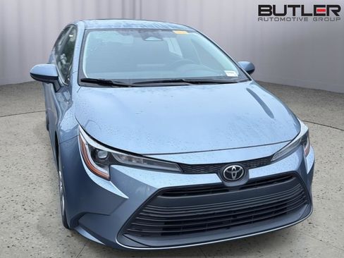 Certified 2024 Toyota Corolla LE FWD image 5